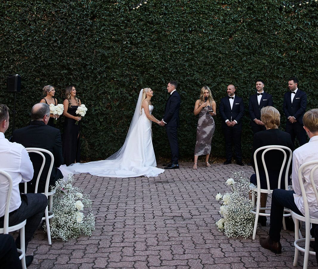 Celebrant-DJ-MC-Aleks-Mac-at-Butler-Lane-Wedding-Photographed-by-Lou-Lou-Memphis